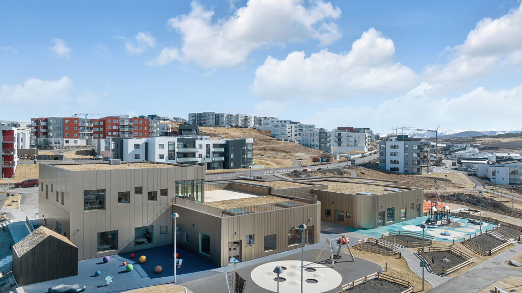 Garðabær Kindergarten built under construction sastudio Tiago Sá sustainable architecture iceland winner first prize 1st kindergarten award mention arquitetura leed swan eco label green building design award suastainability